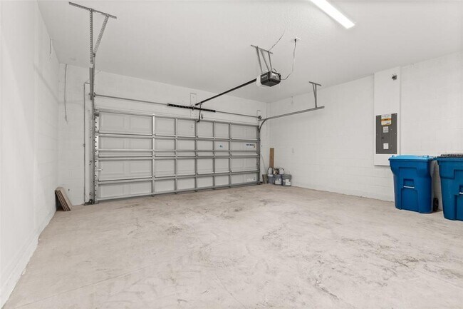 Building Photo - 1123 Patriot Lp