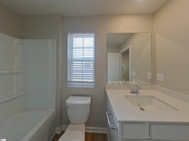Building Photo - 575 Wooden Duck St