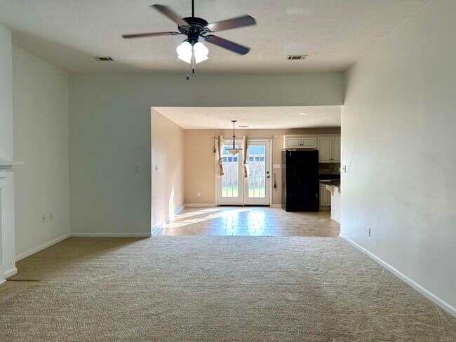 Building Photo - 960 Watermark Dr