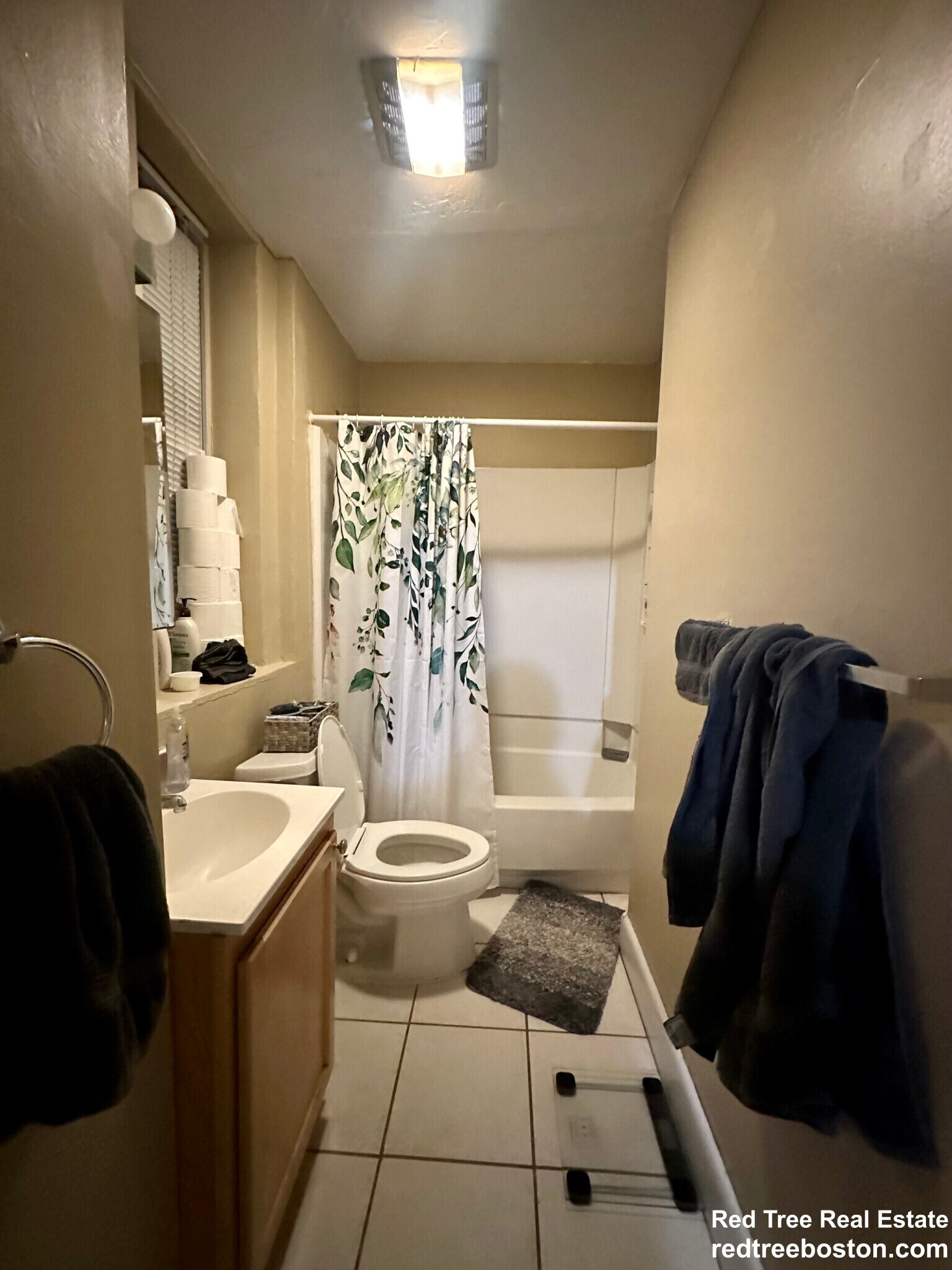 Building Photo - 17 Highgate St