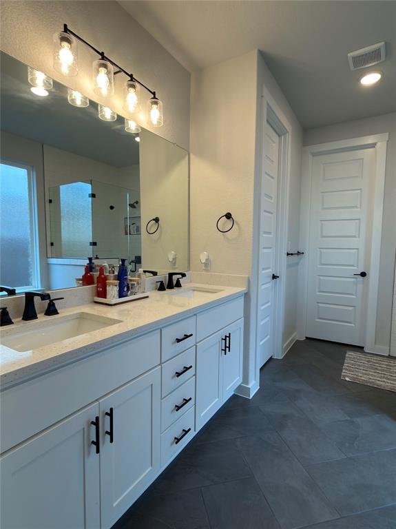 Building Photo - 109 High Vly Dr