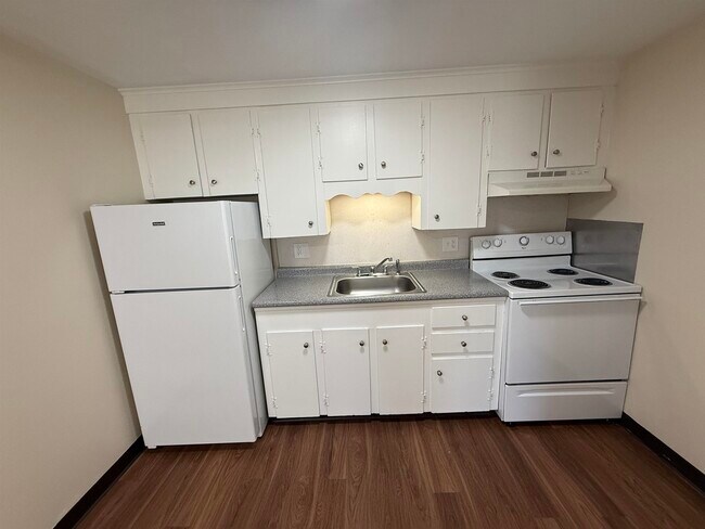 Building Photo - 93 West St