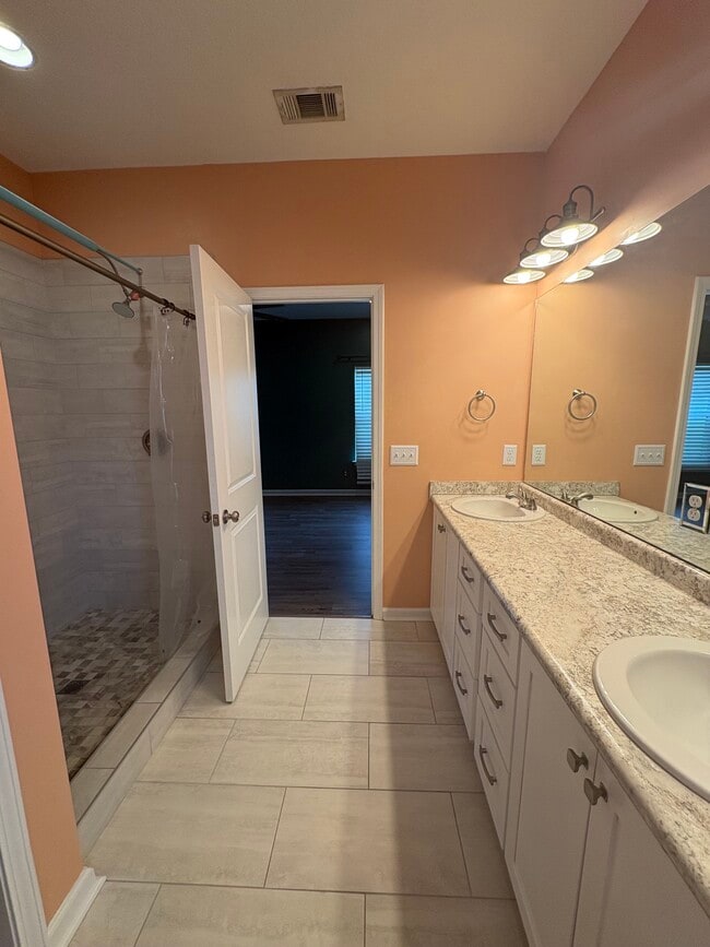 Building Photo - 369 Pecan Pointe Dr