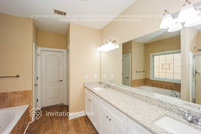 Building Photo - 319 Harvest Run