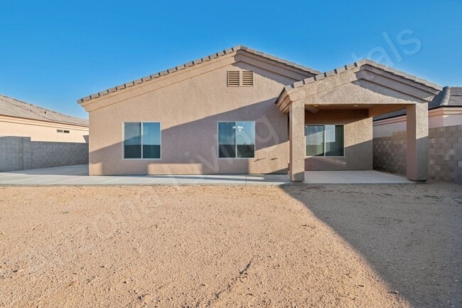 Building Photo - MOVE IN SPECIAL, $850 OFF FIRST MONTH