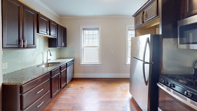 Building Photo - 47 Iffley Rd