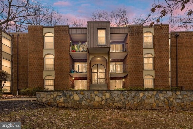 Building Photo - 3354 Woodburn Rd