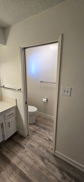 Building Photo - 6013 Poso Ct