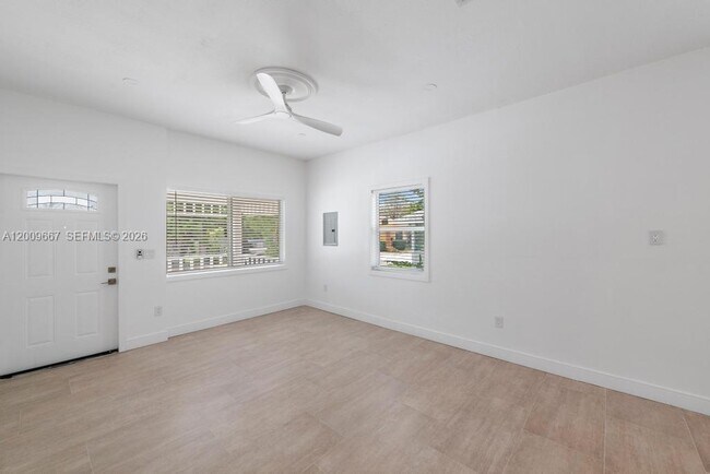 Building Photo - 3759 Florida Ave