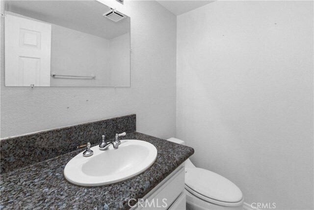 Building Photo - 10694 Independence Ct