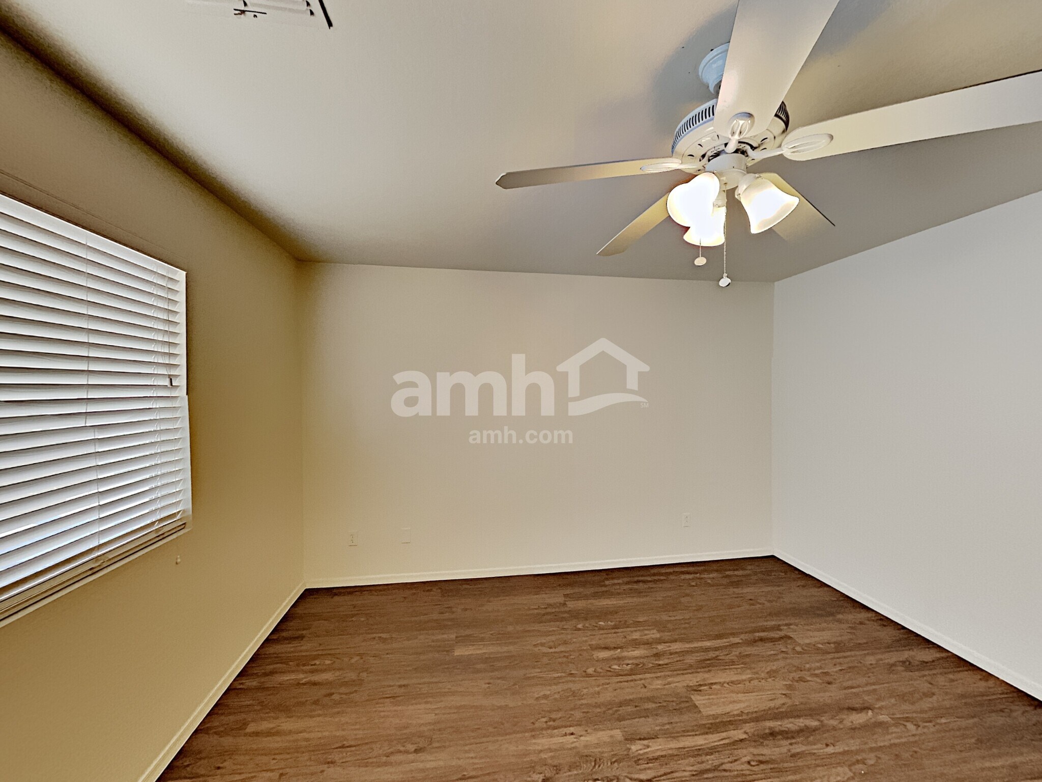 Building Photo - 5882 S 237th Ln