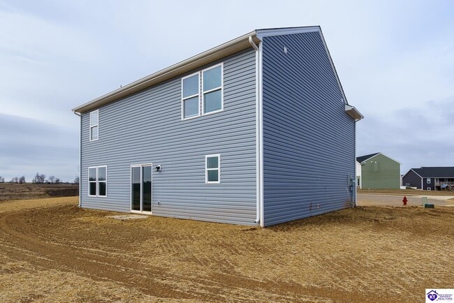 Building Photo - 557 Pinehurst Dr