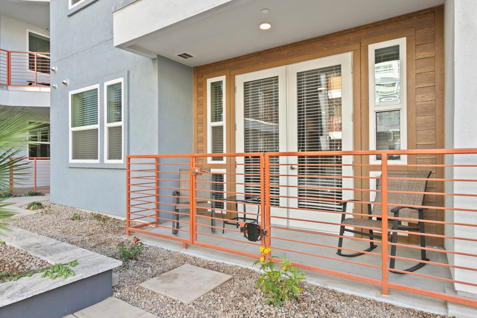 Building Photo - 400 N 2nd Ave