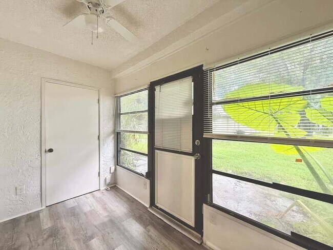 Building Photo - 599 Capistrano Ct