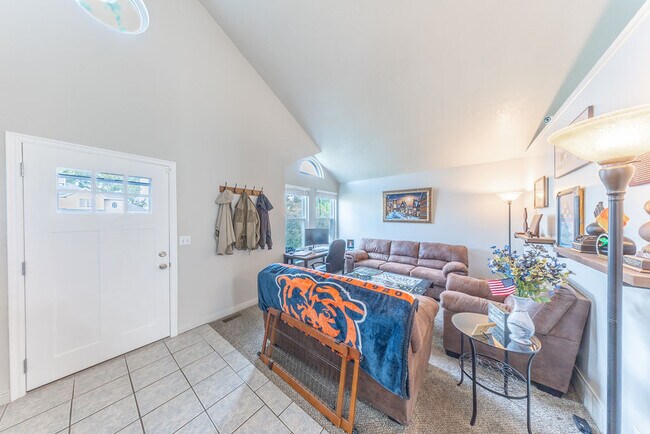 Building Photo - 5508 S 4225 W