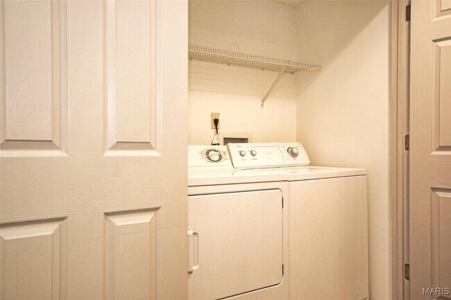 Building Photo - 3654 Shaw Blvd