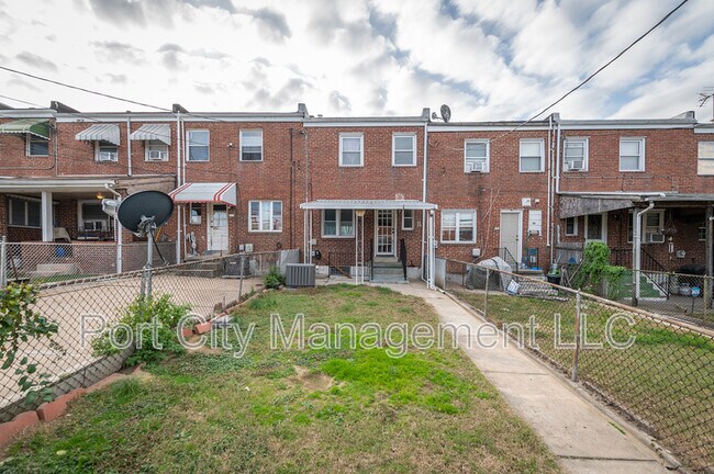 Building Photo - 885 Jaydee Ave