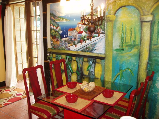 DINING AREA - 19364 Powell Rd