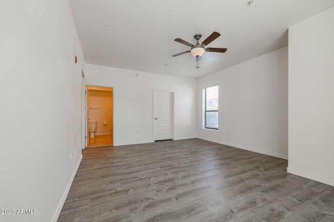 Building Photo - 20660 N 40th St