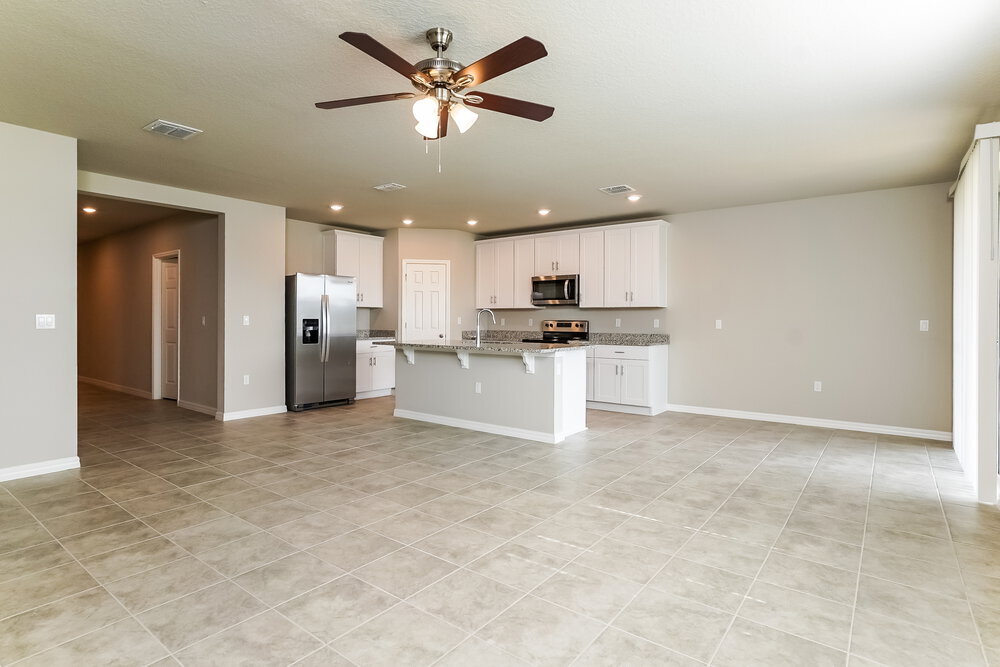 Building Photo - 5292 Sanders Oak Trl