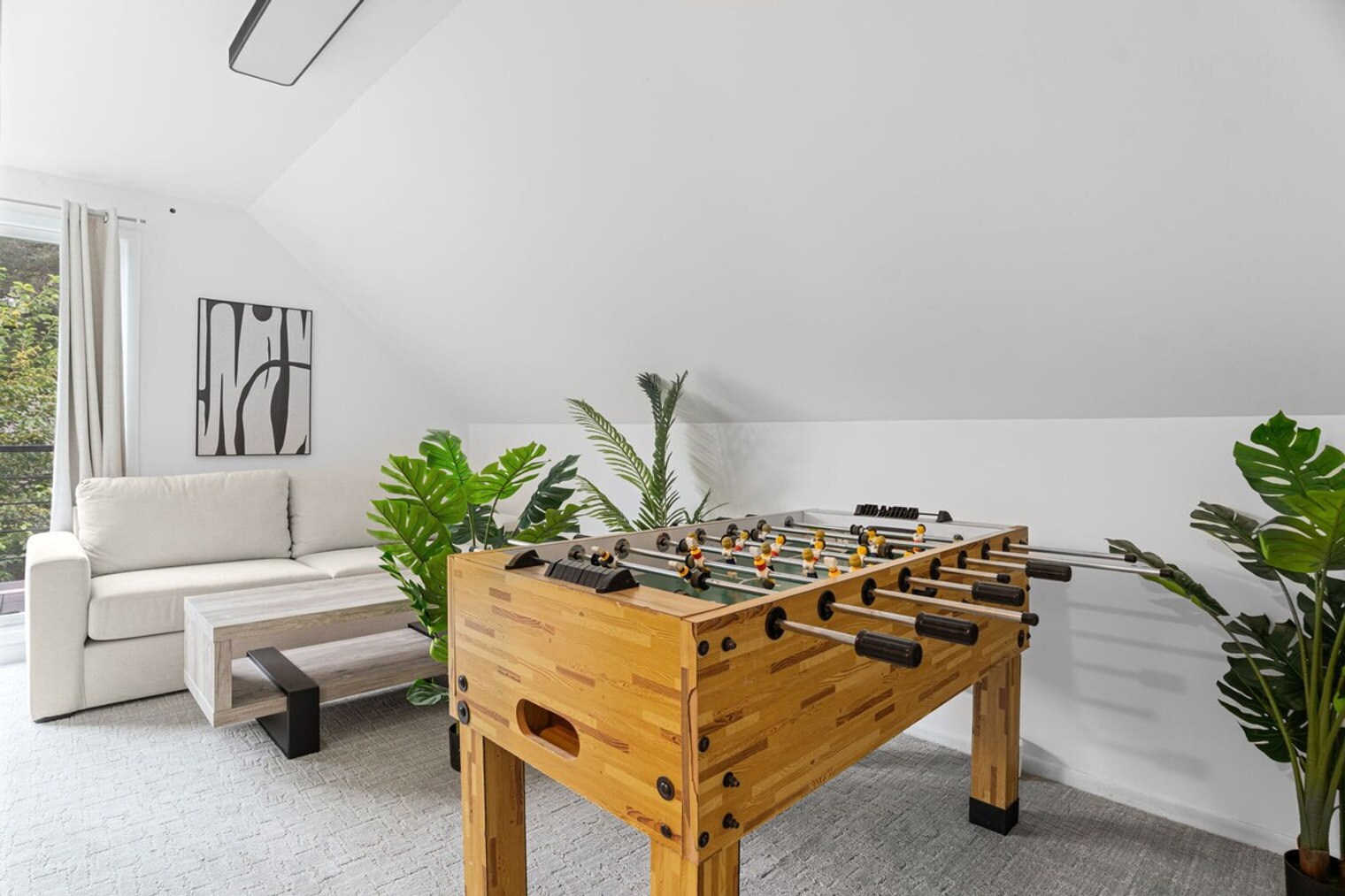 Building Photo - 1115 W 31st St