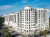 Building Photo - 301 Altara Ave