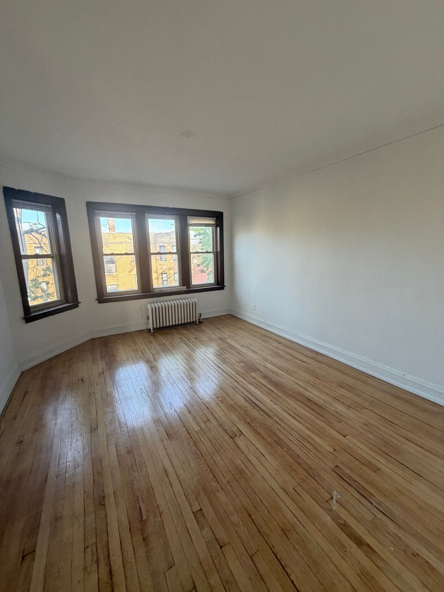 Building Photo - 8308 S Paulina St