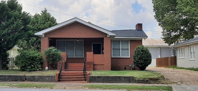 Primary Photo - 1430 Queen City Ave