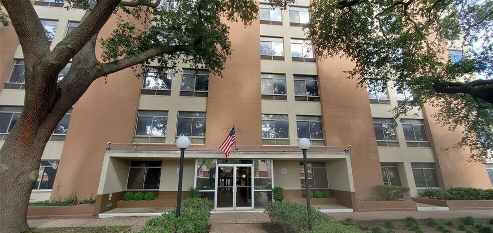 Building Photo - 7520 Hornwood Dr