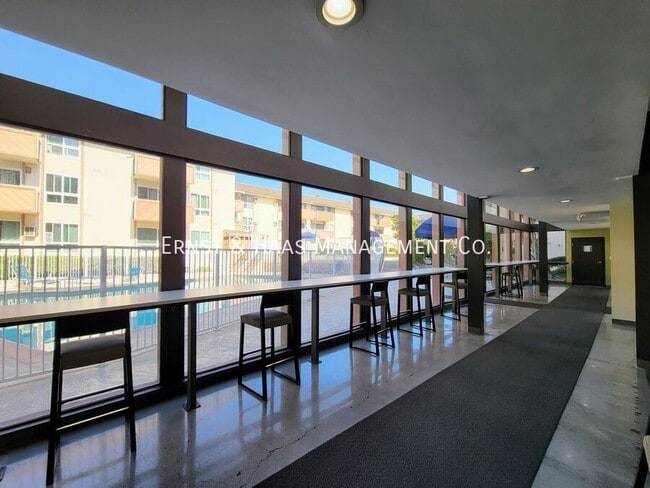 Building Photo - 5585 E Pacific Coast Hwy