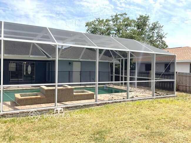 Building Photo - 4728 Charing Cross Rd