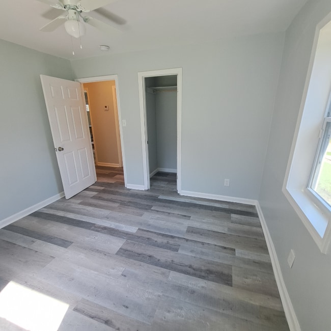 Building Photo - 3433 Sandra Fay Dr