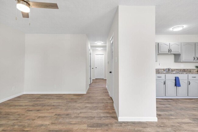 Building Photo - 4109 Weaver Ave