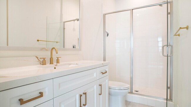 Building Photo - 82830 Logan Creek Dr