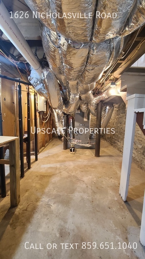 Building Photo - 1626 Nicholasville Rd