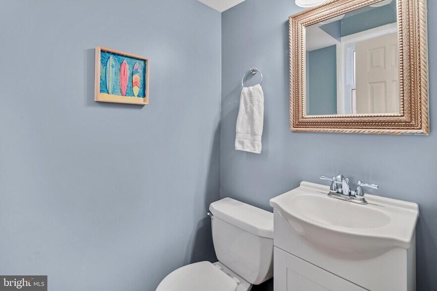 Powder Room - 8409 Morey Ln