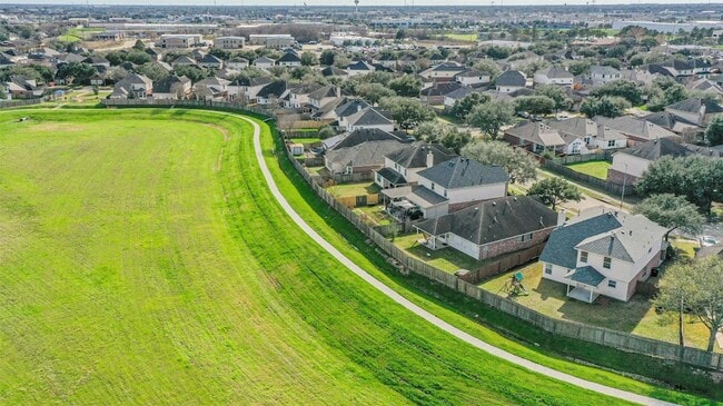 Building Photo - 2030 Vander Wilt Ln