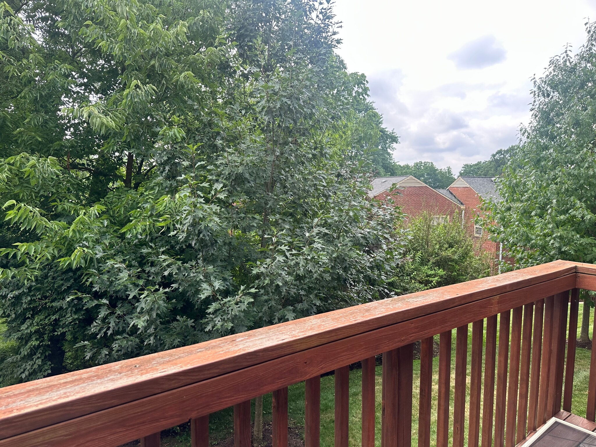 Building Photo - 4847 Chevy Chase Dr
