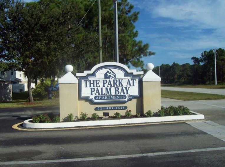 Building Photo - Park at Palm Bay Apartments