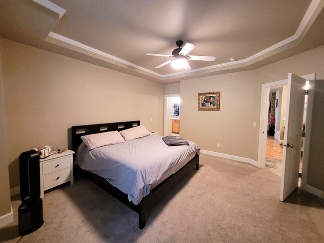 Building Photo - Beautiful Home in Desirable Geneva Neighborhood - 2700 sqft