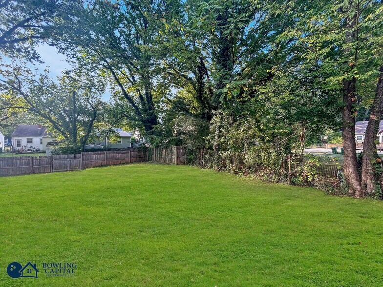 Backyard - 1106 S Lombardy St