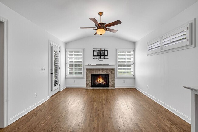 Building Photo - Welcome to this charming all-brick rental ...