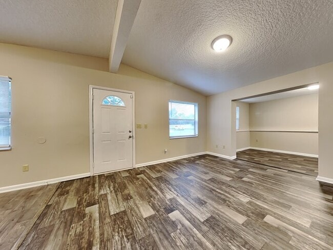 Building Photo - 7593 Sharbeth Dr S