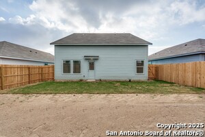 Building Photo - 3335 Gingham Pt