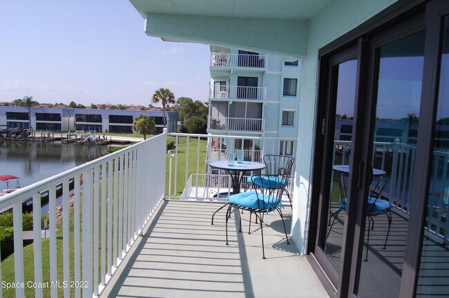 Building Photo - 1700 Commodore Blvd