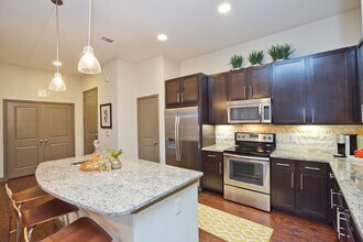 Building Photo - Spacious 2-Bed, 2-Bath | Modern Design Fea...