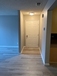 Building Photo - 5075 Valley Crest Dr