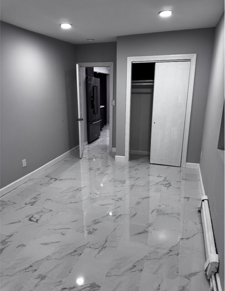 Building Photo - 23 Holden St