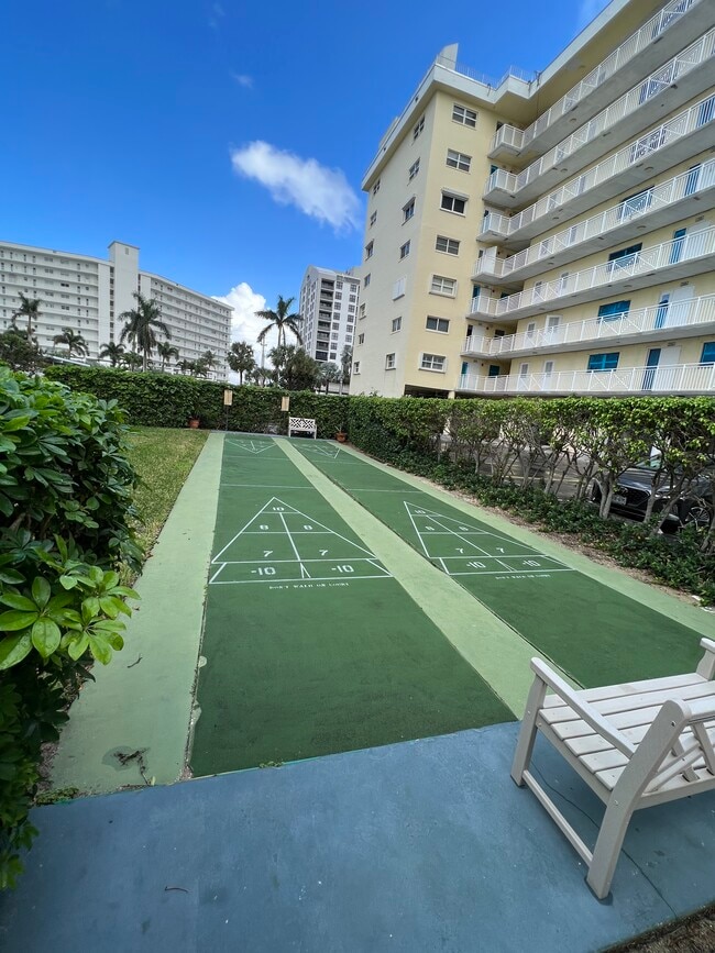 Shuffleboard - 3100 S Ocean Blvd