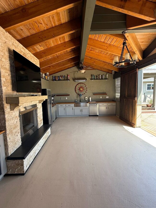 Building Photo - Remodeled San Carlos Retreat with Outdoor ...